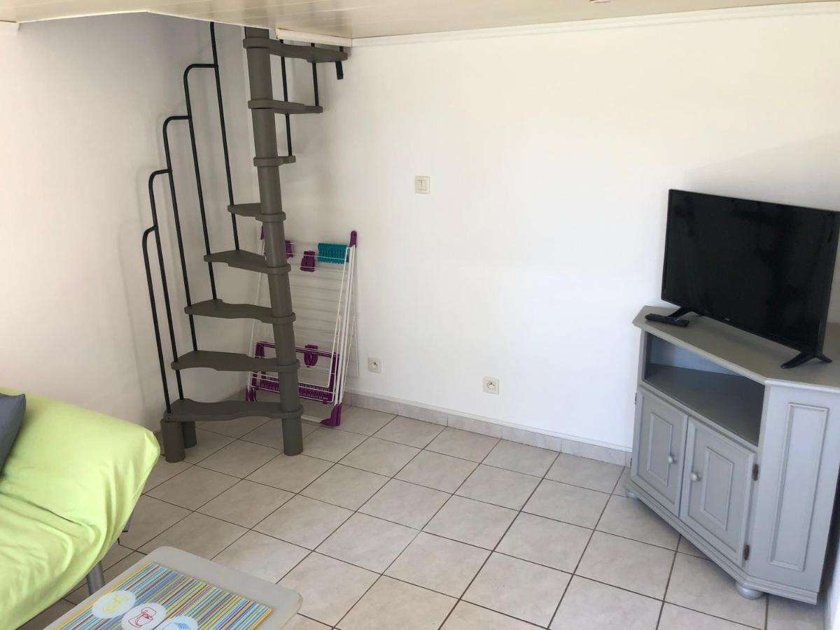 Apartmán Meuble De Tourisme 2 Etoiles 40 Cours Napoleon Ajaccio  Exteriér fotografie